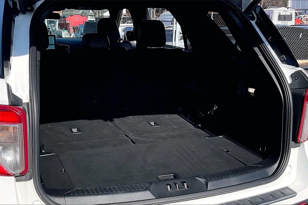 2023 FORD EXPLORER - Image 24