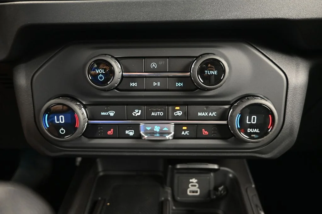 New 2026 Shadow Black Ford Big Bend® image 27
