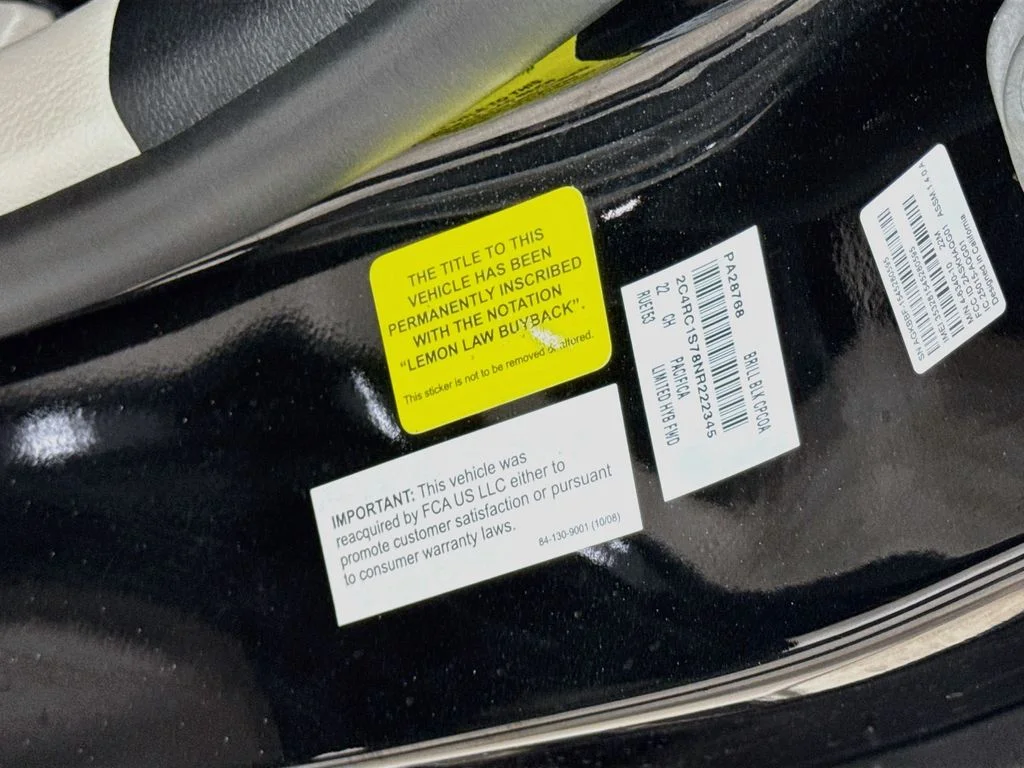 Used 2022 Black Chrysler Limited image 34