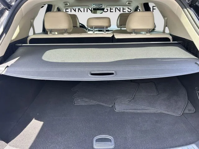 Used 2023 Black Genesis 2.5T image 18
