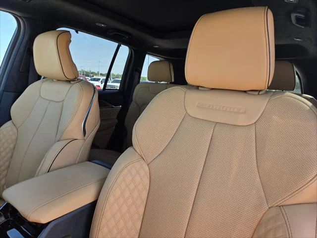 New 2027 Copper Shino Metallic Clear-Coat Paint Jeep Summit image 20