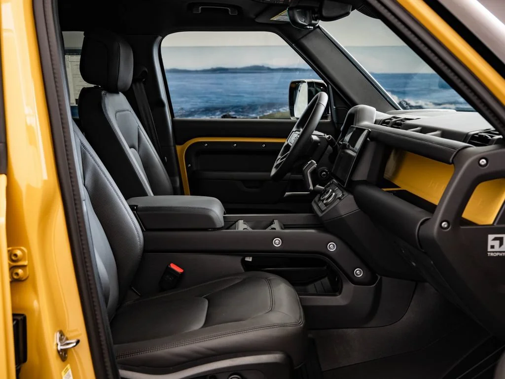 New 2026 Deep Sandglow Yellow Land Rover Trophy Edition Deep Sandglow image 28