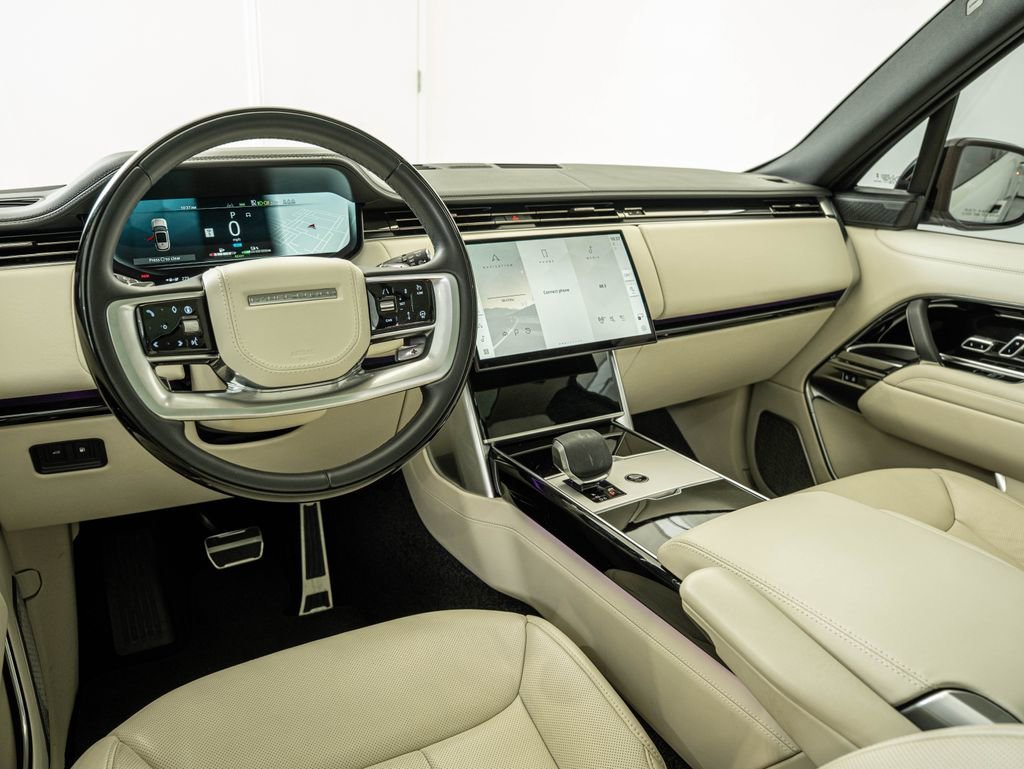 Used 2025 Fuji White Land Rover Autobiography image 30