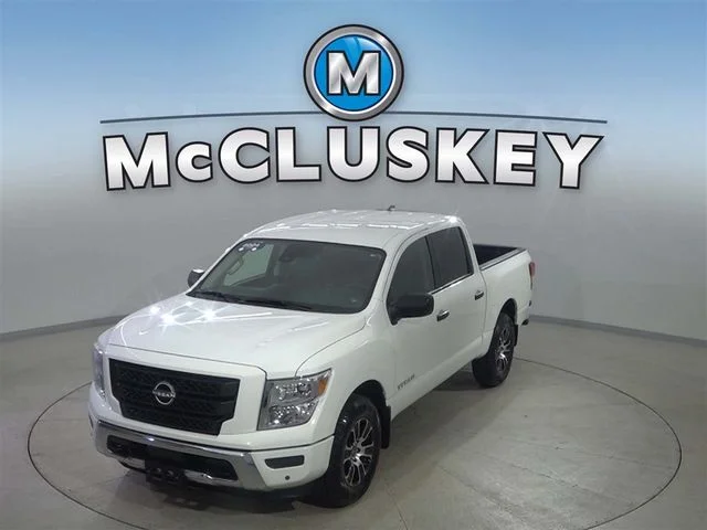 Used 2024 White Nissan SV image 5