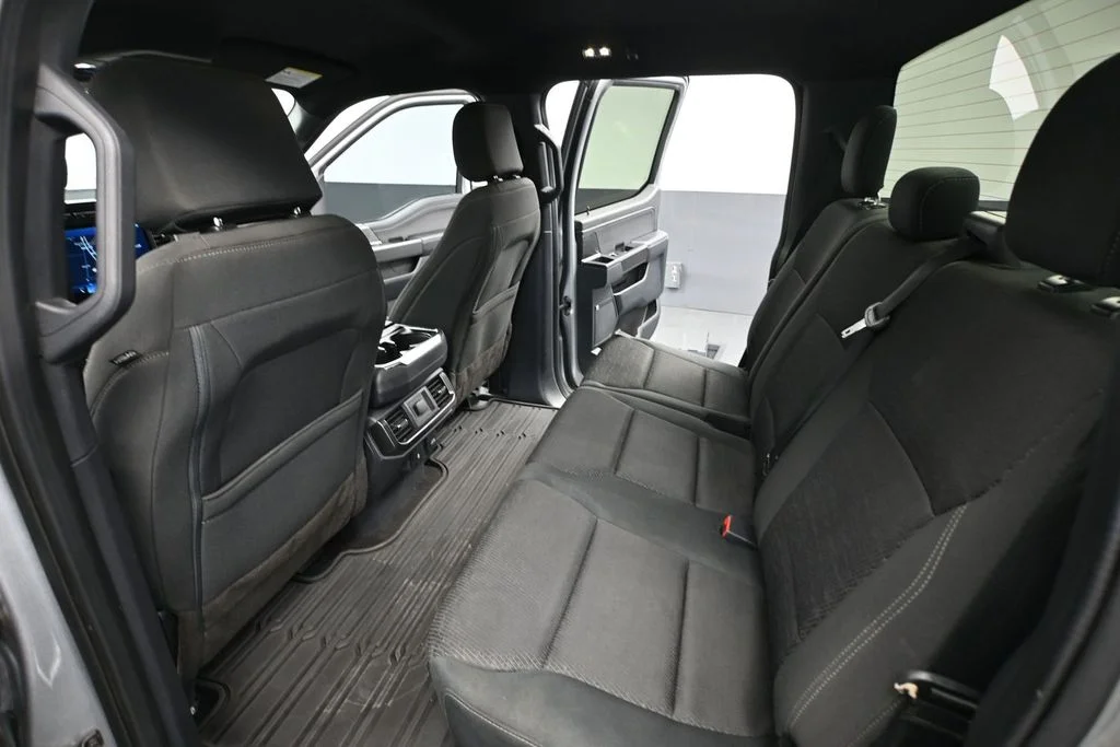 Used 2022 Silver Ford XLT image 30