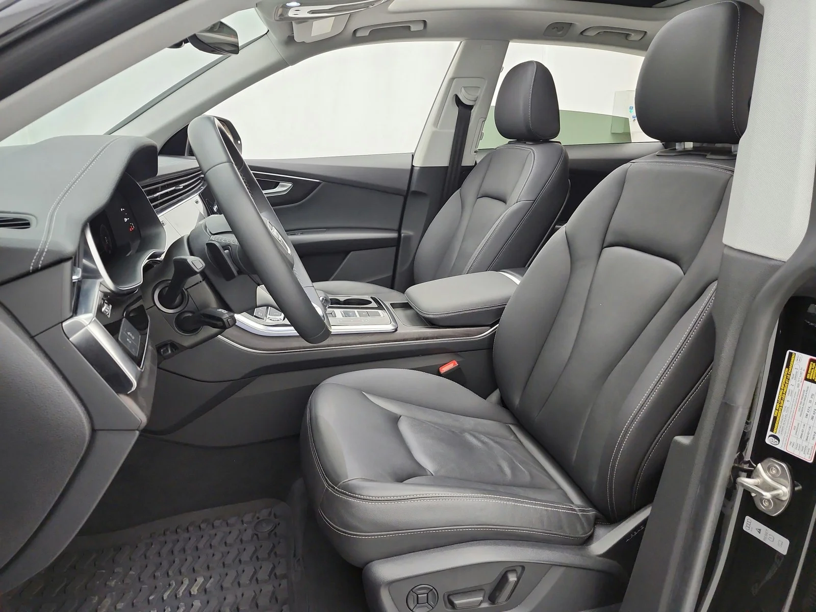 Used 2023 Mythos Black Metallic Audi Premium image 13