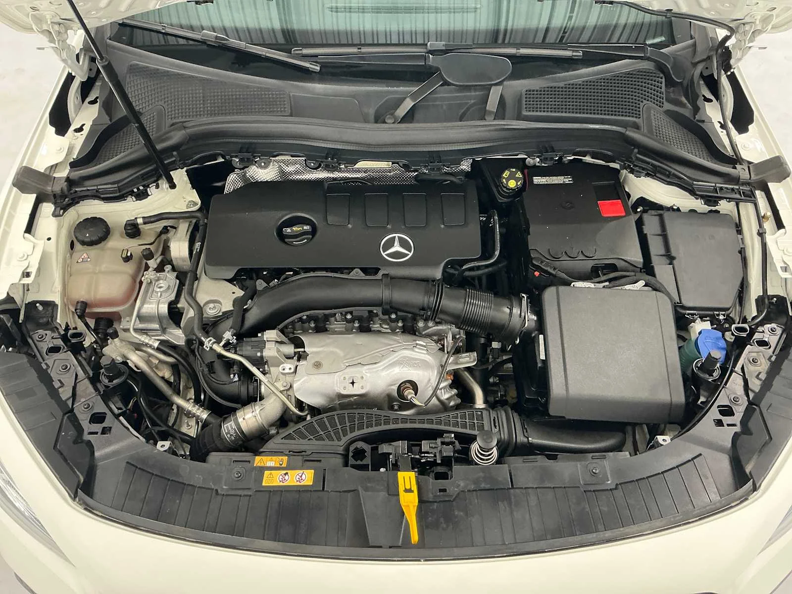 Certified Used 2022 Polar White Mercedes-Benz GLA 250 image 25