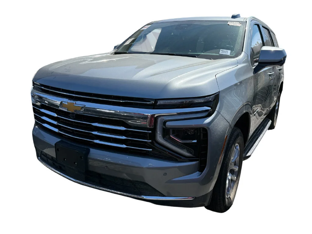 Used 2025 Sterling Gray Metallic Chevrolet LT image 11