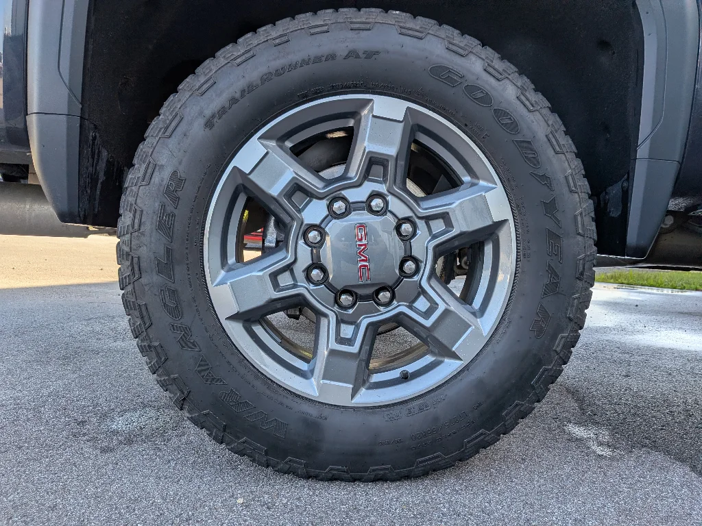 Used 2025 Titanium Rush Metallic GMC SLT image 24
