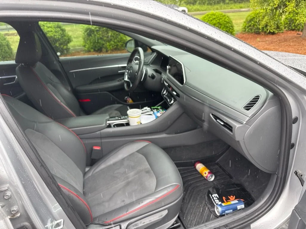 Used 2021 Silver Hyundai SEL Plus image 11