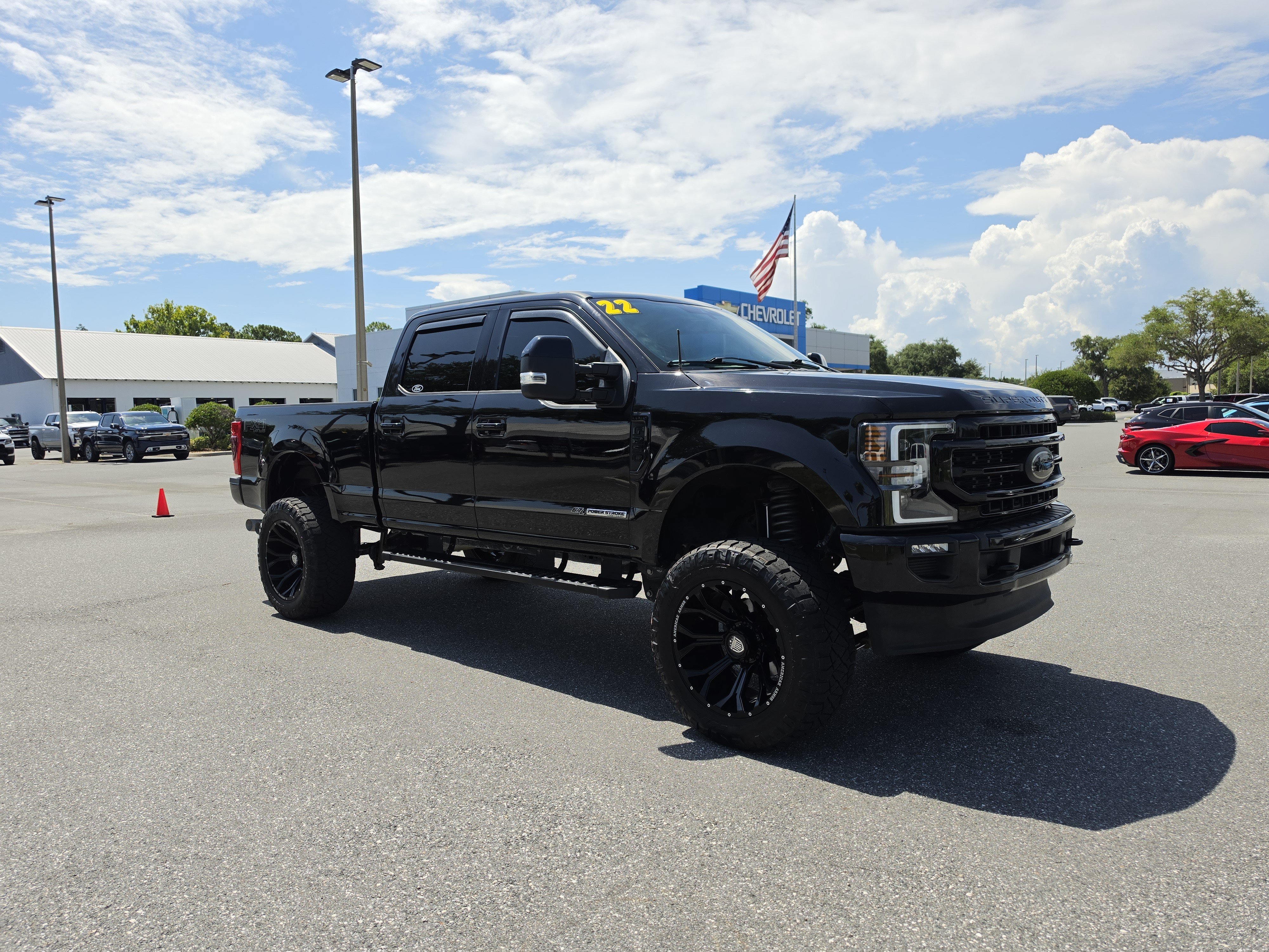 Used 2022 Black Metallic Ford LARIAT image 2