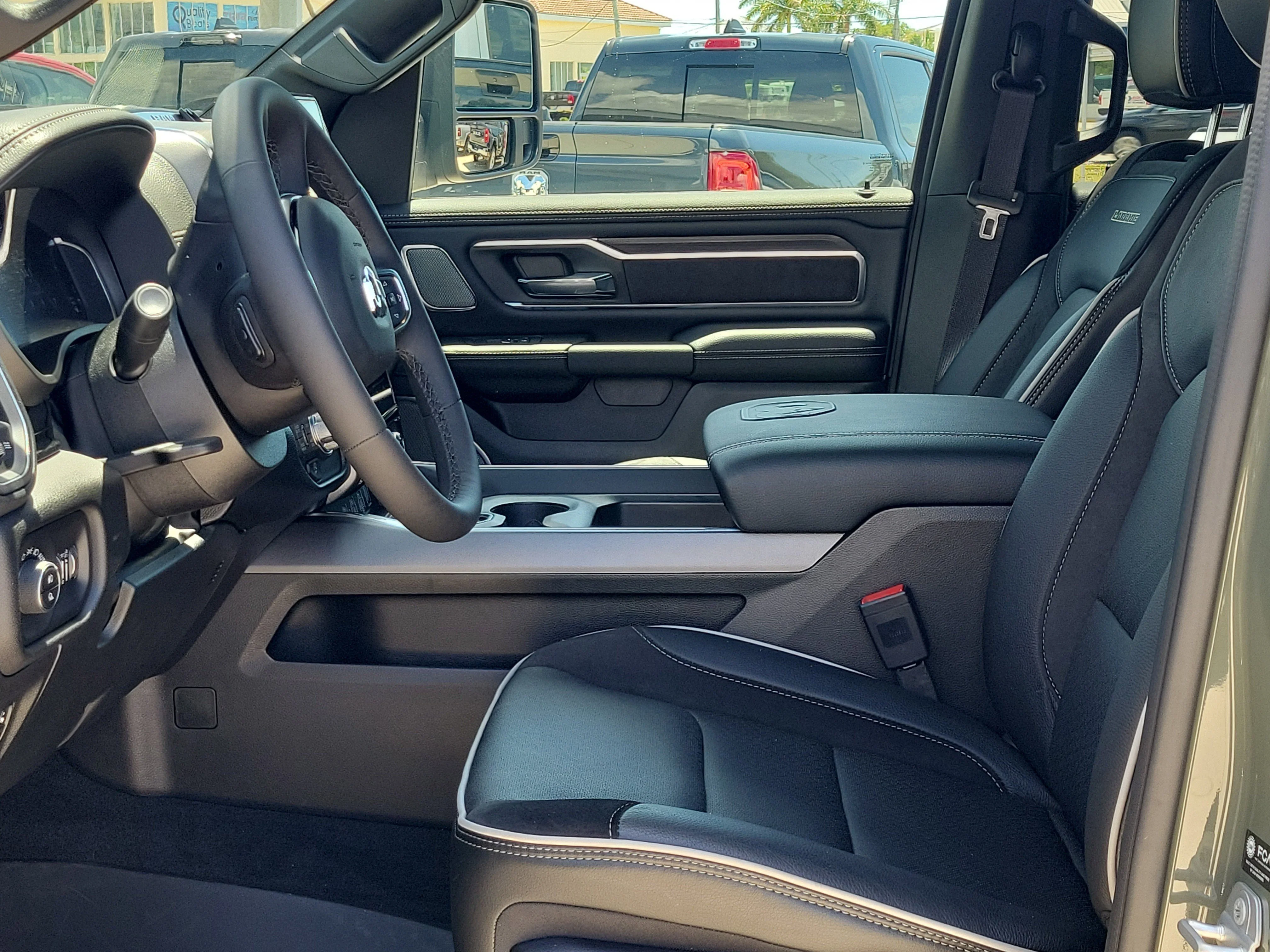 2026 RAM 1500 Laramie - Photo 18