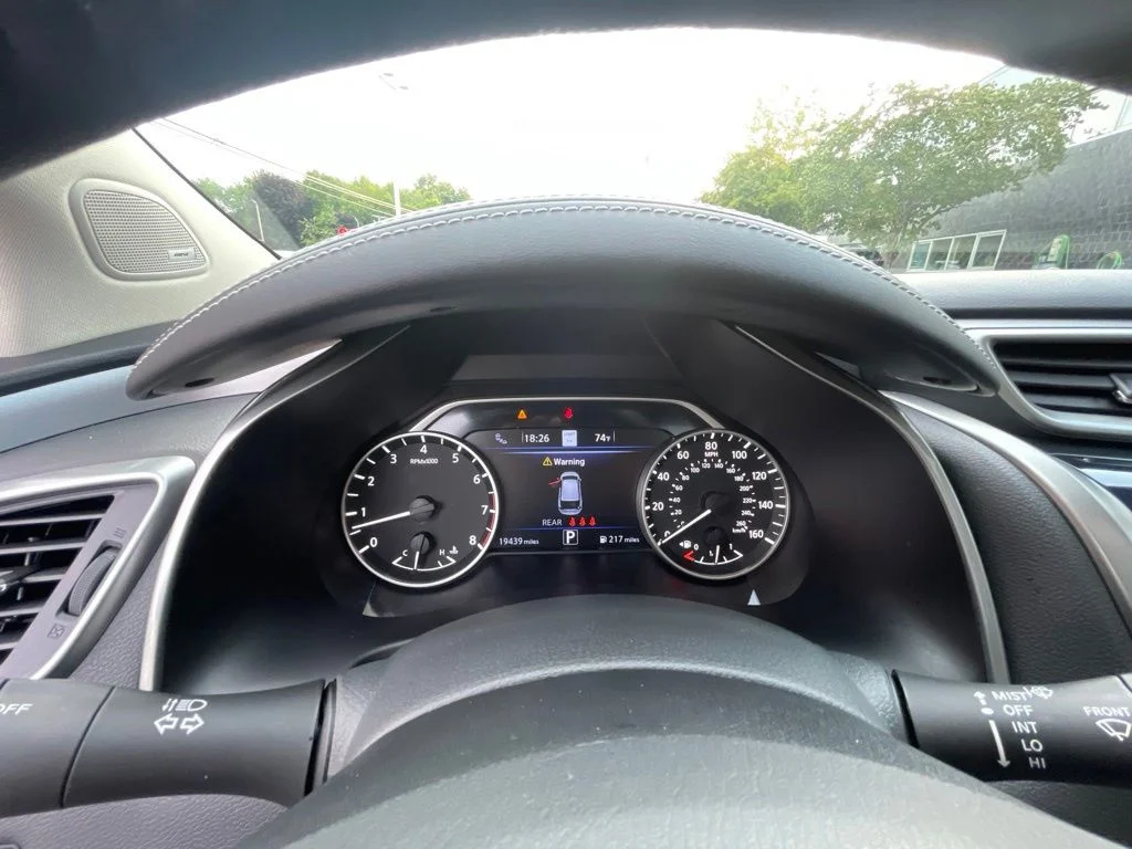 Certified Used 2024 White Nissan SL image 28