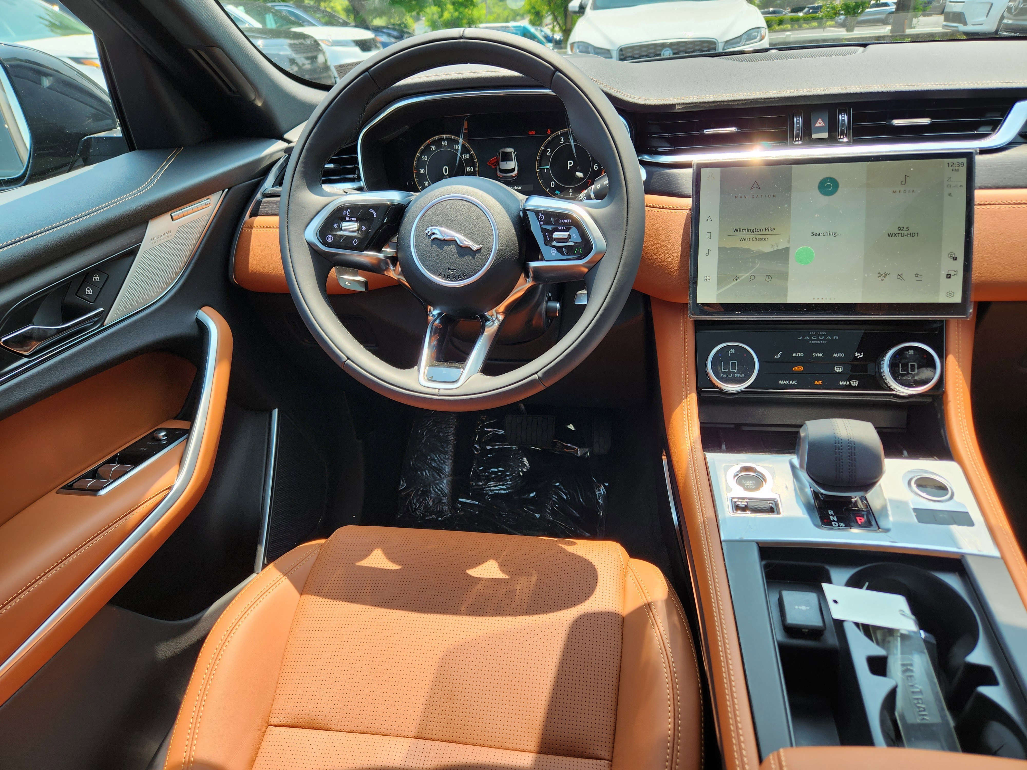 New 2026 Santorini Black Jaguar P400 R-Dynamic S image 12