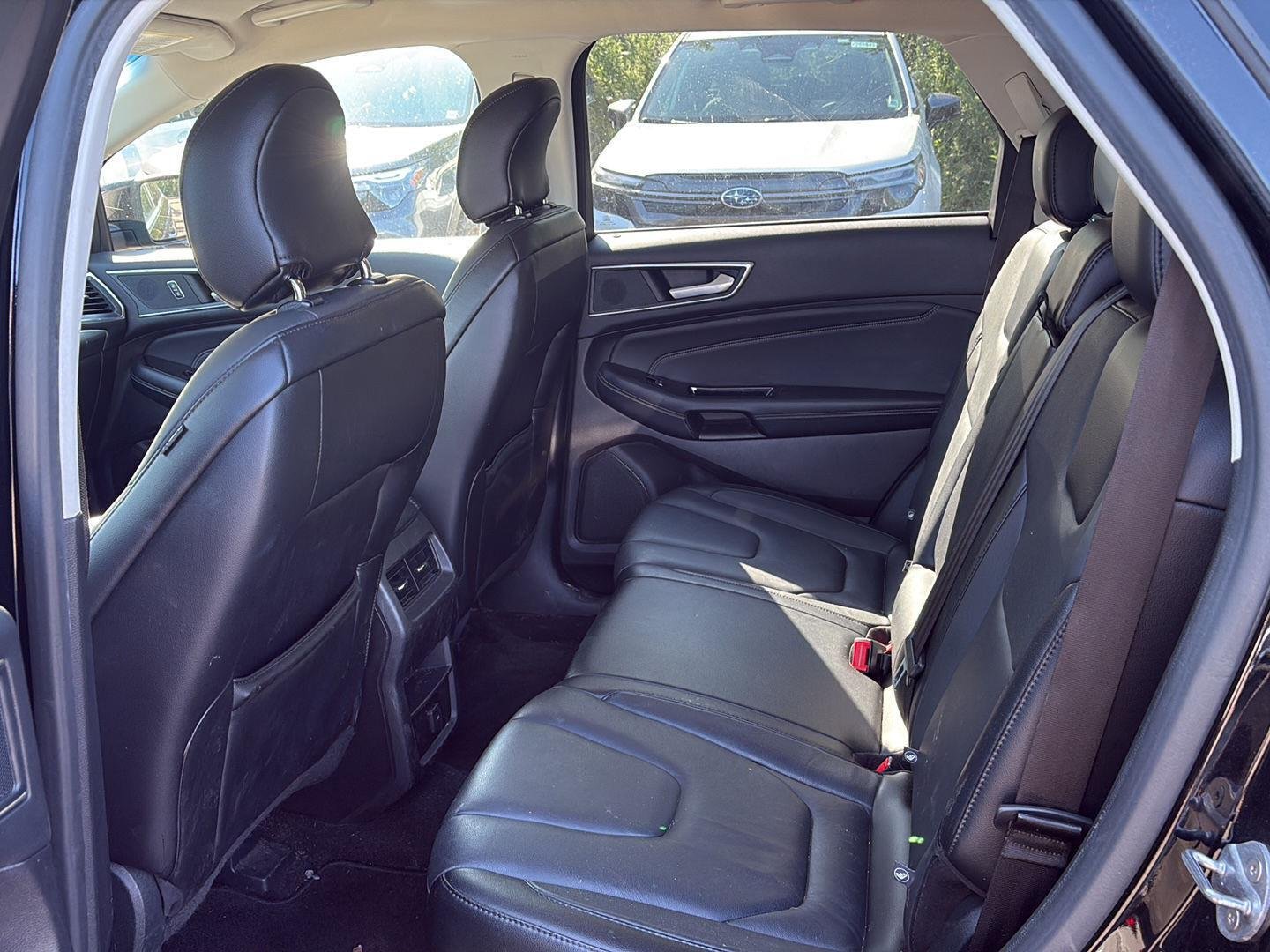 Used 2018 Shadow Black Ford Titanium image 9