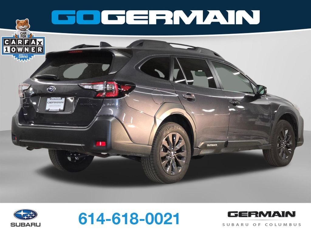 Used 2025 Gray Subaru Onyx Edition image 7