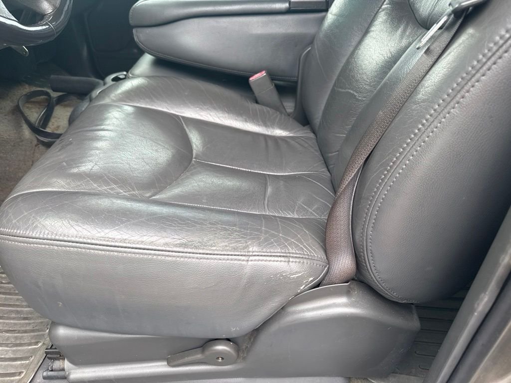 Used 2007 Gray Chevrolet LT image 7