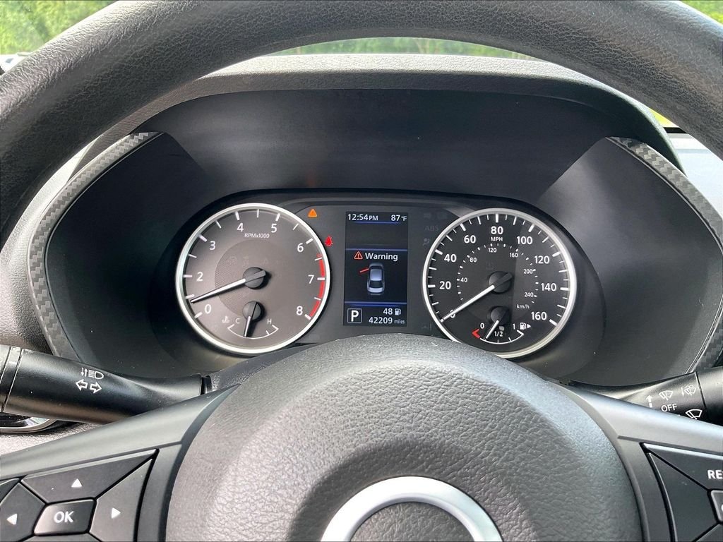 Used 2020 Gray Nissan S image 24