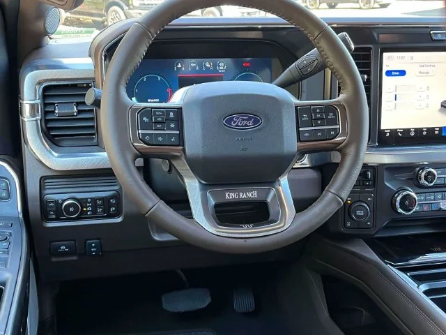 New 2027 Star White Metallic Tri-Coat Ford F-350® King Ranch® image 13