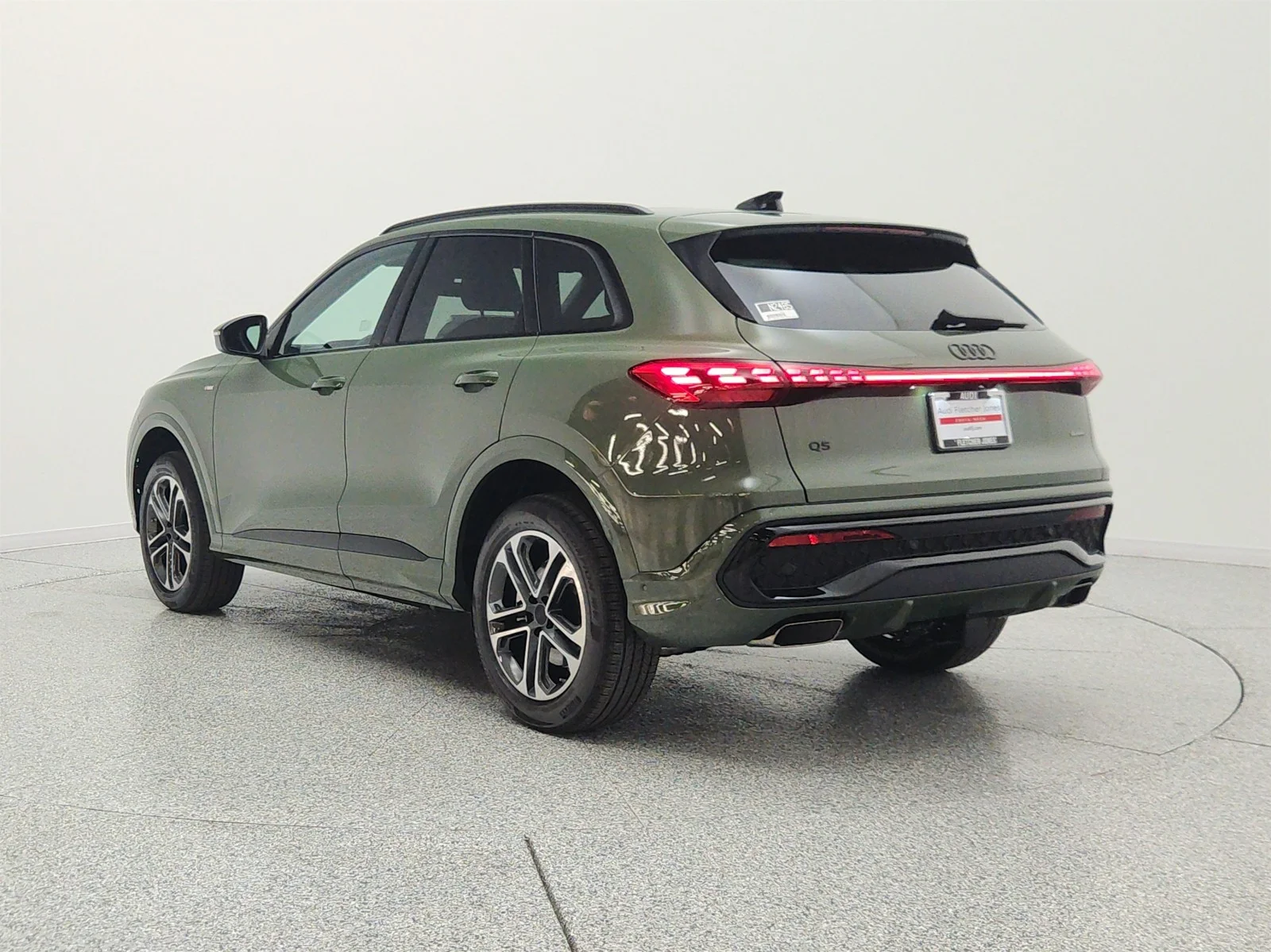 New 2026 District Green Metallic Audi Premium 2.0 TFSI quattro image 7