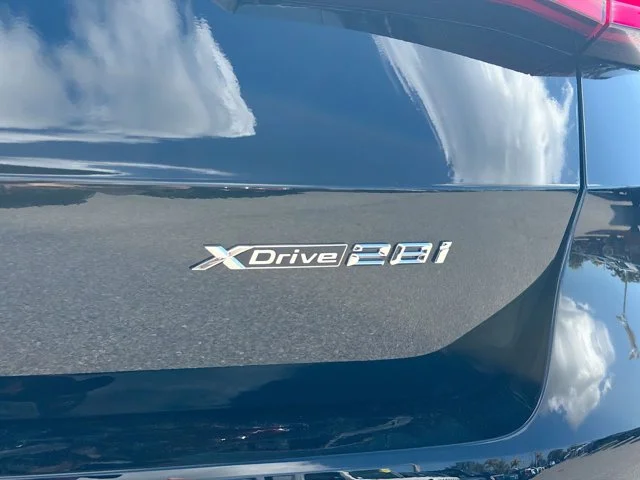 New 2026 Jet Black BMW xDrive28i image 12