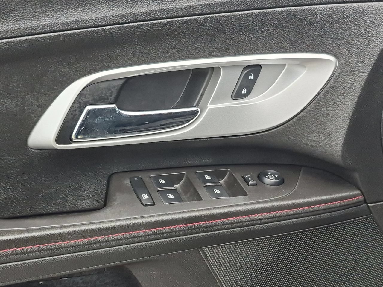 Used 2014 Ashen Gray Metallic Chevrolet LT image 22