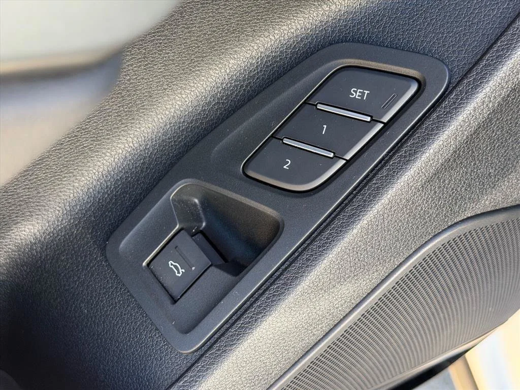 Used 2025 White Audi Premium Plus image 14