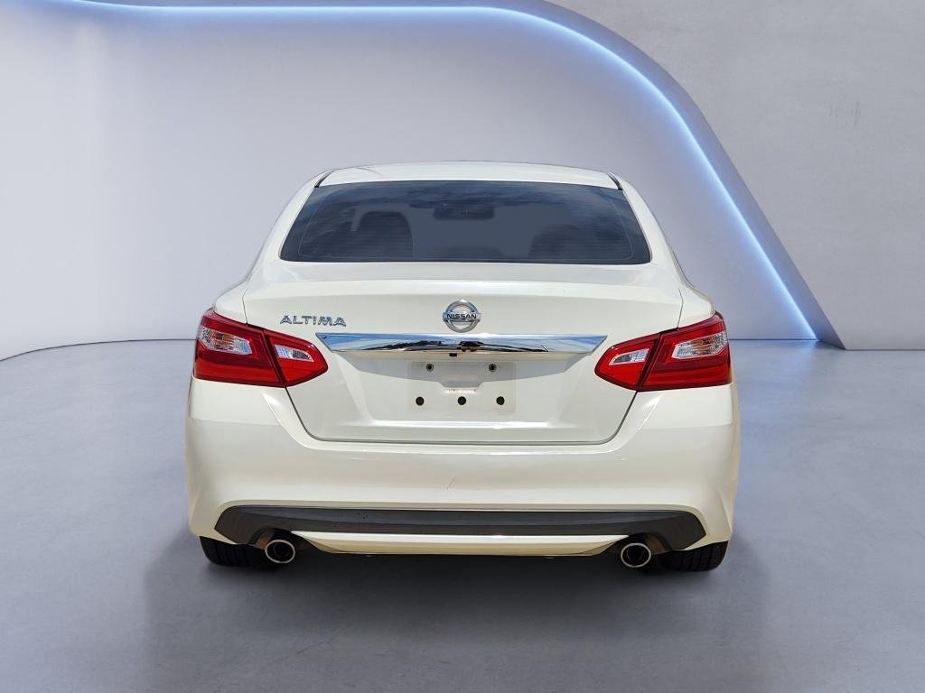 Used 2017 Pearl White Nissan 2.5 S image 7