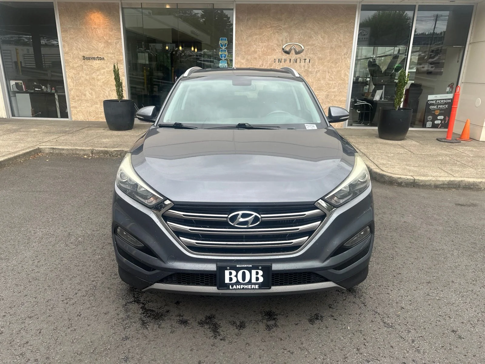 Used 2016 Gray Hyundai Limited image 8