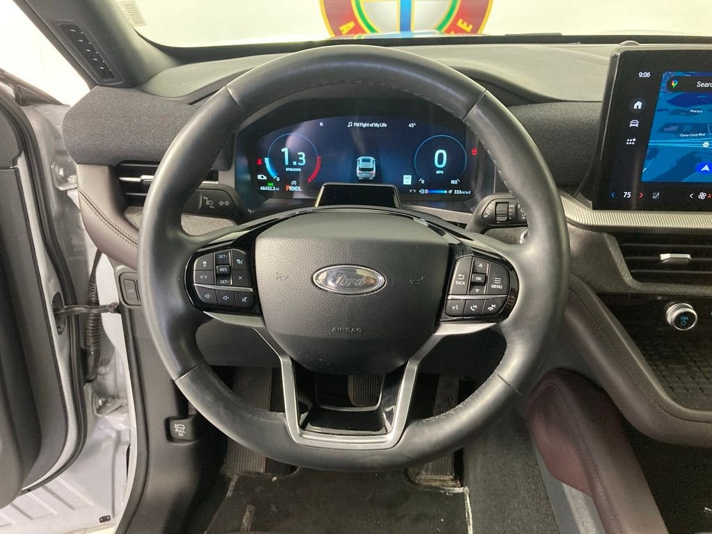 Used 2025 White Ford Platinum image 8