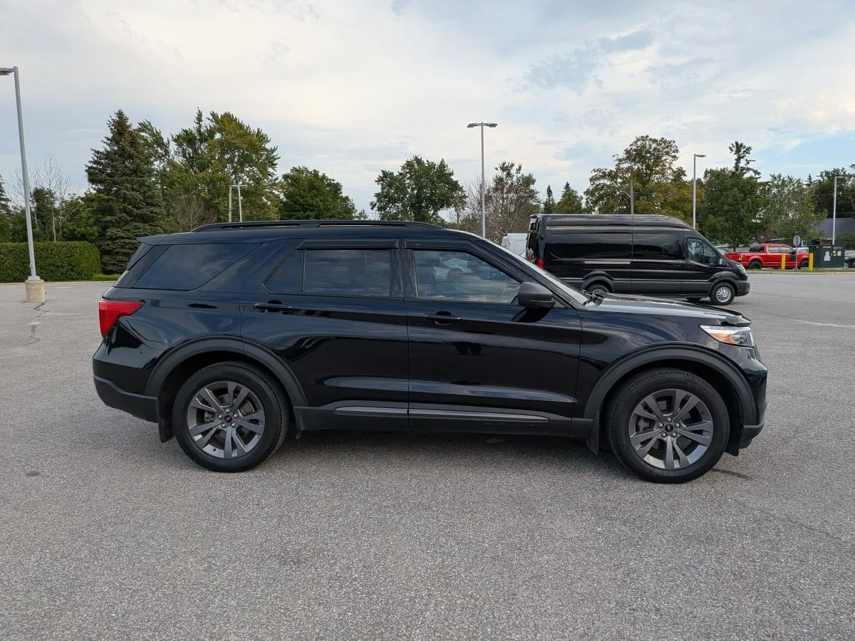Used 2021 Black Ford Xlt 4wd image 4