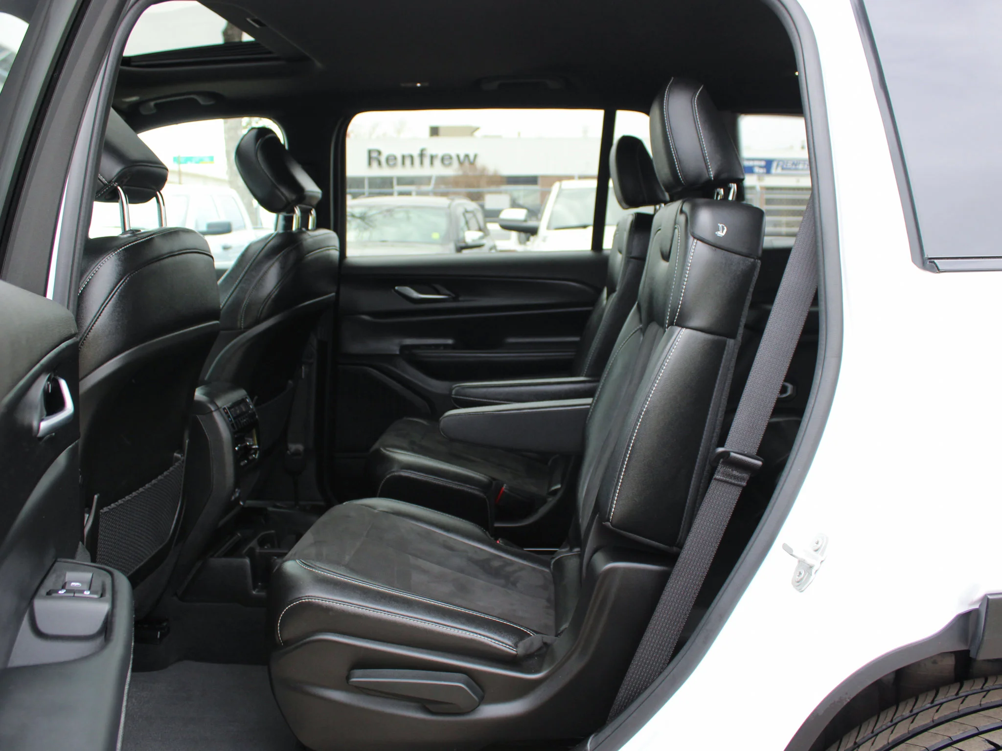Certified Used 2024 White Jeep Altitude * No Accidents | Trailer Tow | Sunroof | Heated Seats | Adaptive Cruise | Captain
