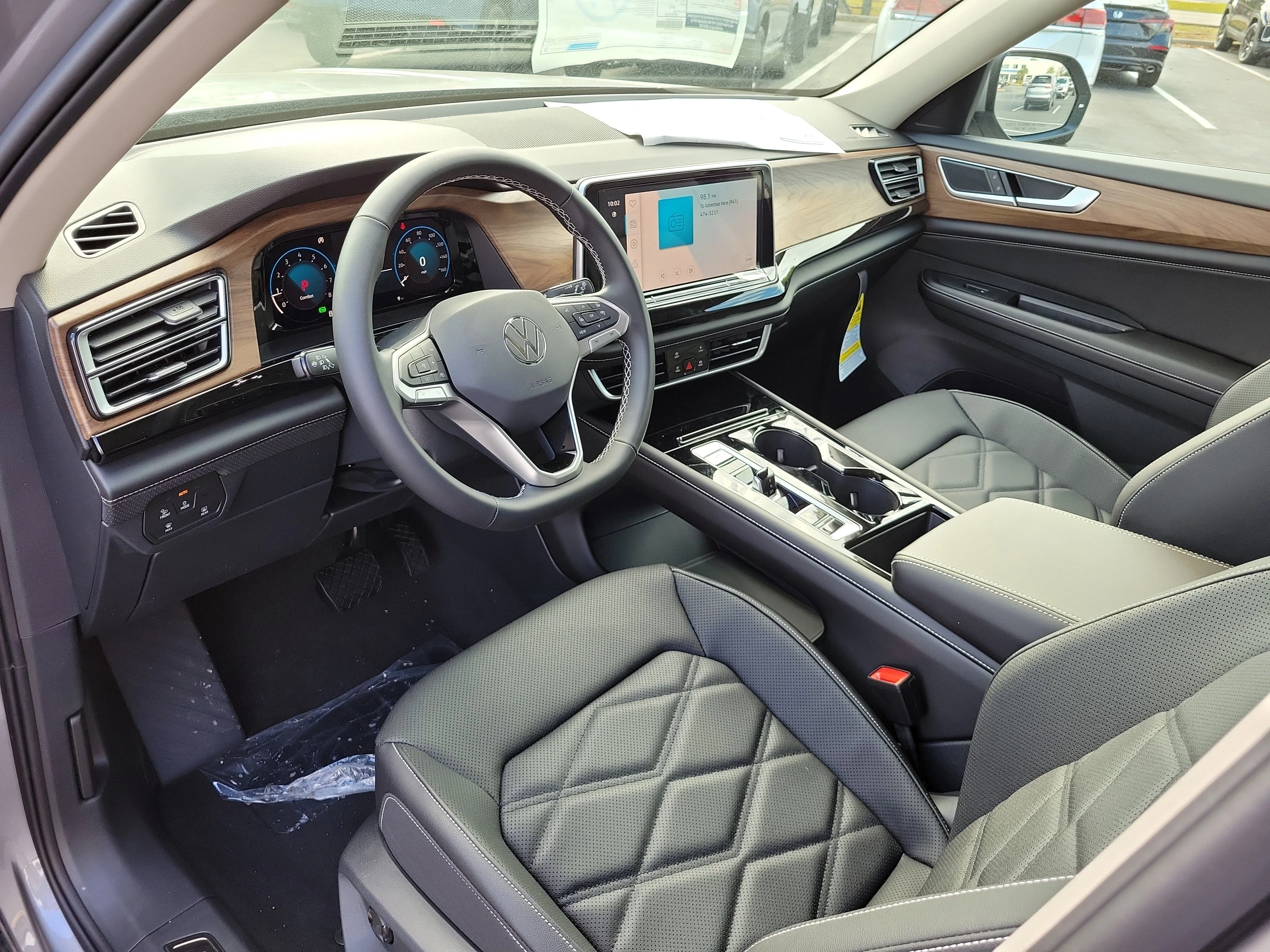 New 2026 Silver Volkswagen SE w/Technology image 23