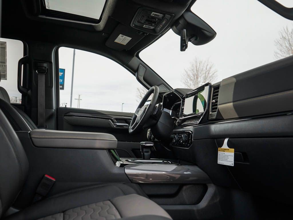 2026 Chevrolet Silverado 1500 ZR2 - Photo 8