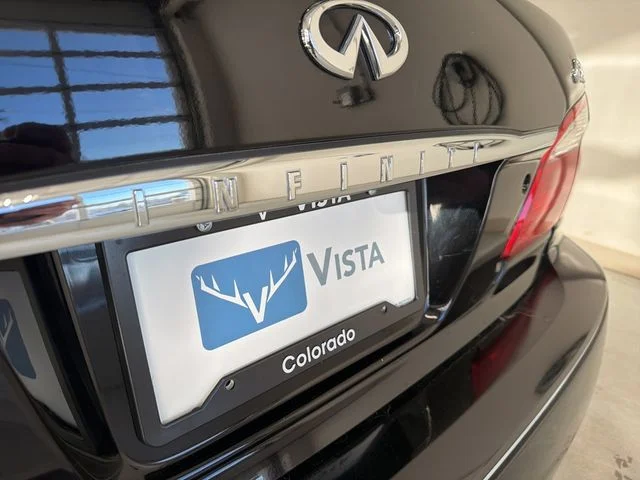 Used 2000 Black Obsidian INFINITI  image 28