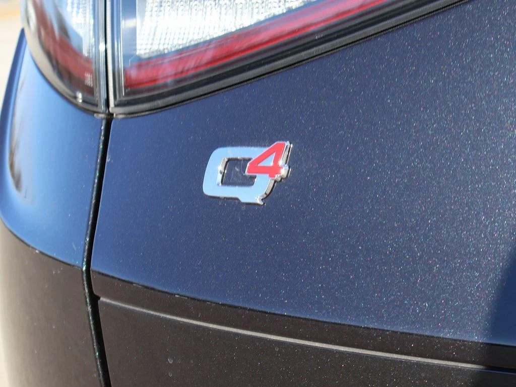 New 2025 Vulcano Black Metallic Alfa Romeo Base image 9