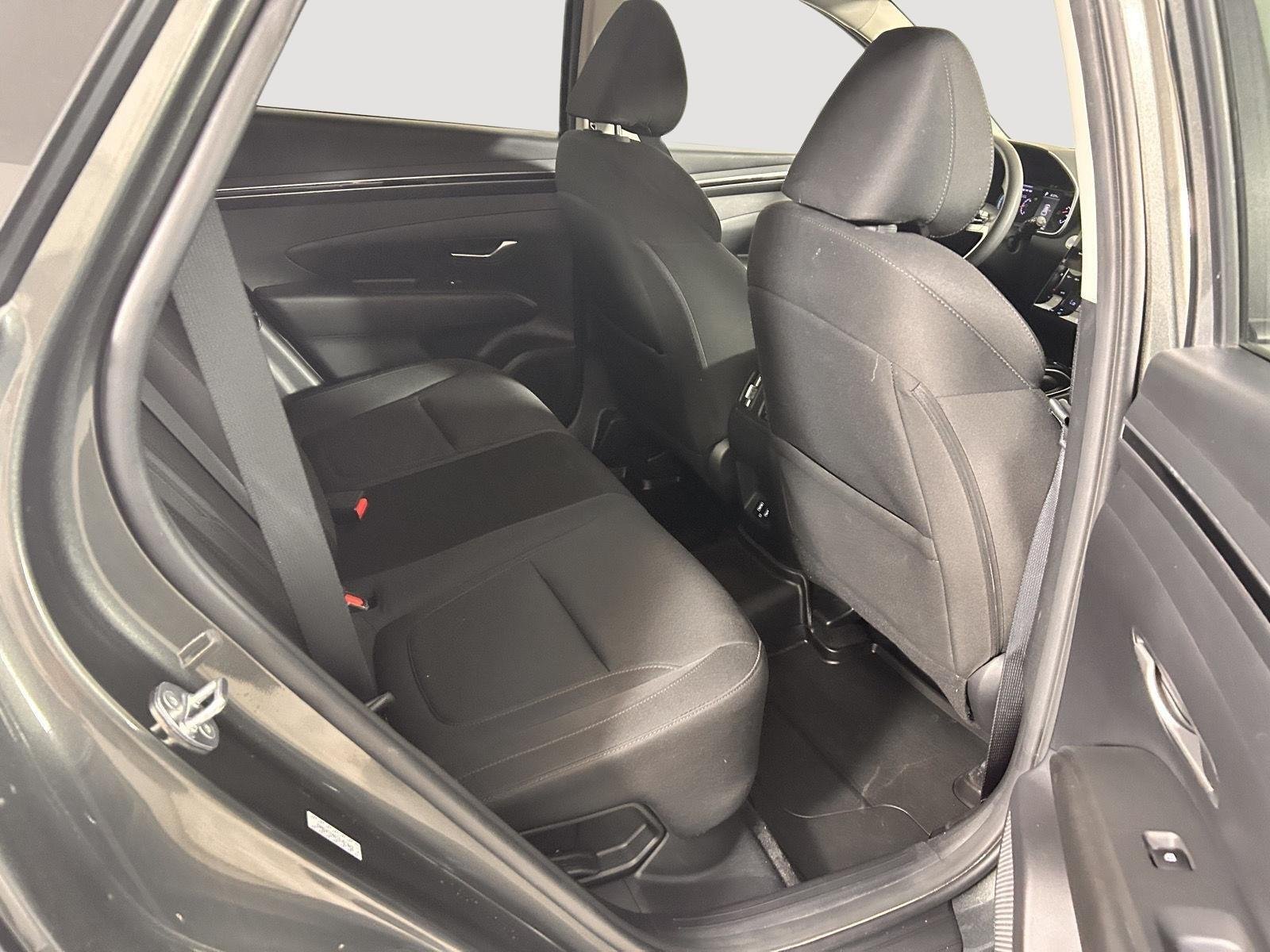 Used 2024 Shimmering Silver Hyundai Blue image 14