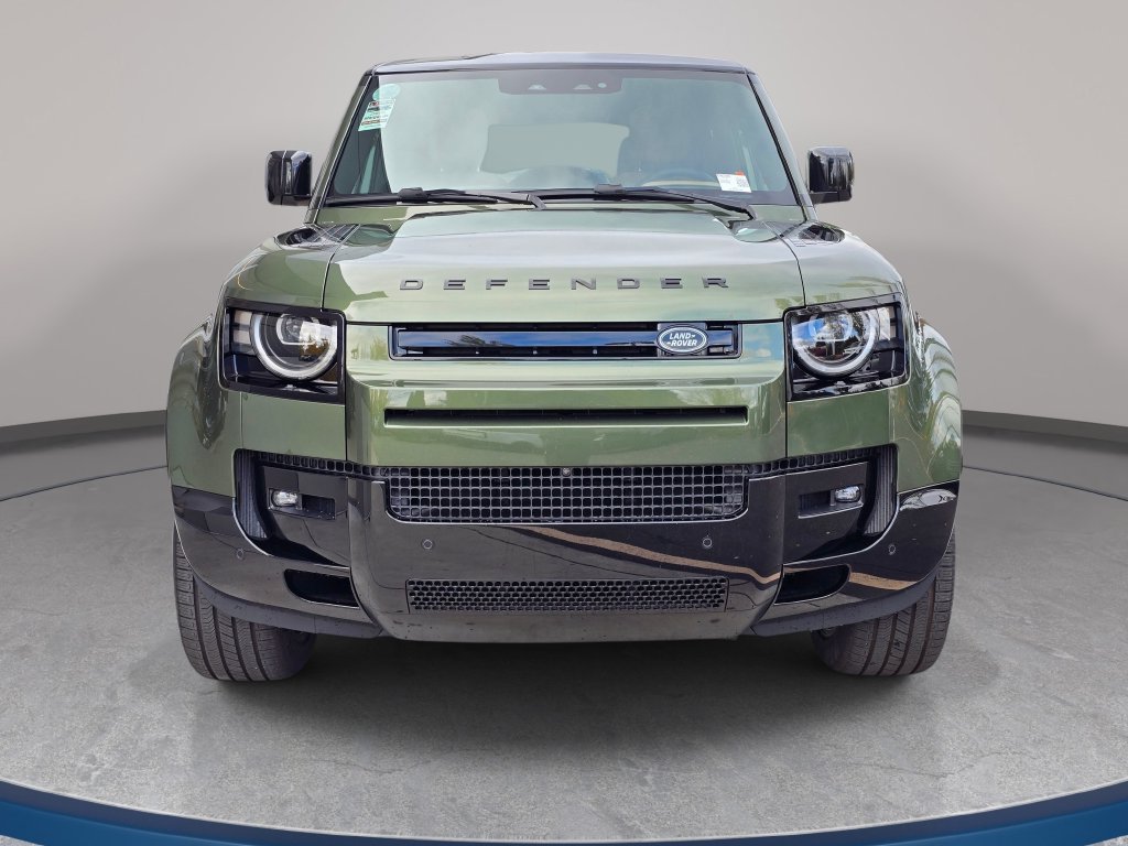 New 2026 Woolstone Green LAND ROVER X-Dynamic SE image 2
