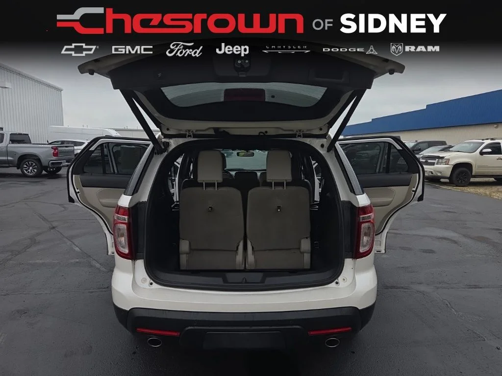 Used 2014 White Ford Limited image 14