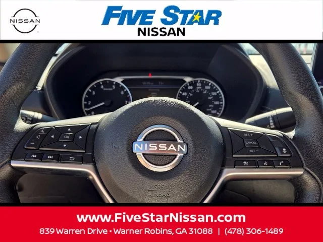 Used 2025  Nissan SV image 23