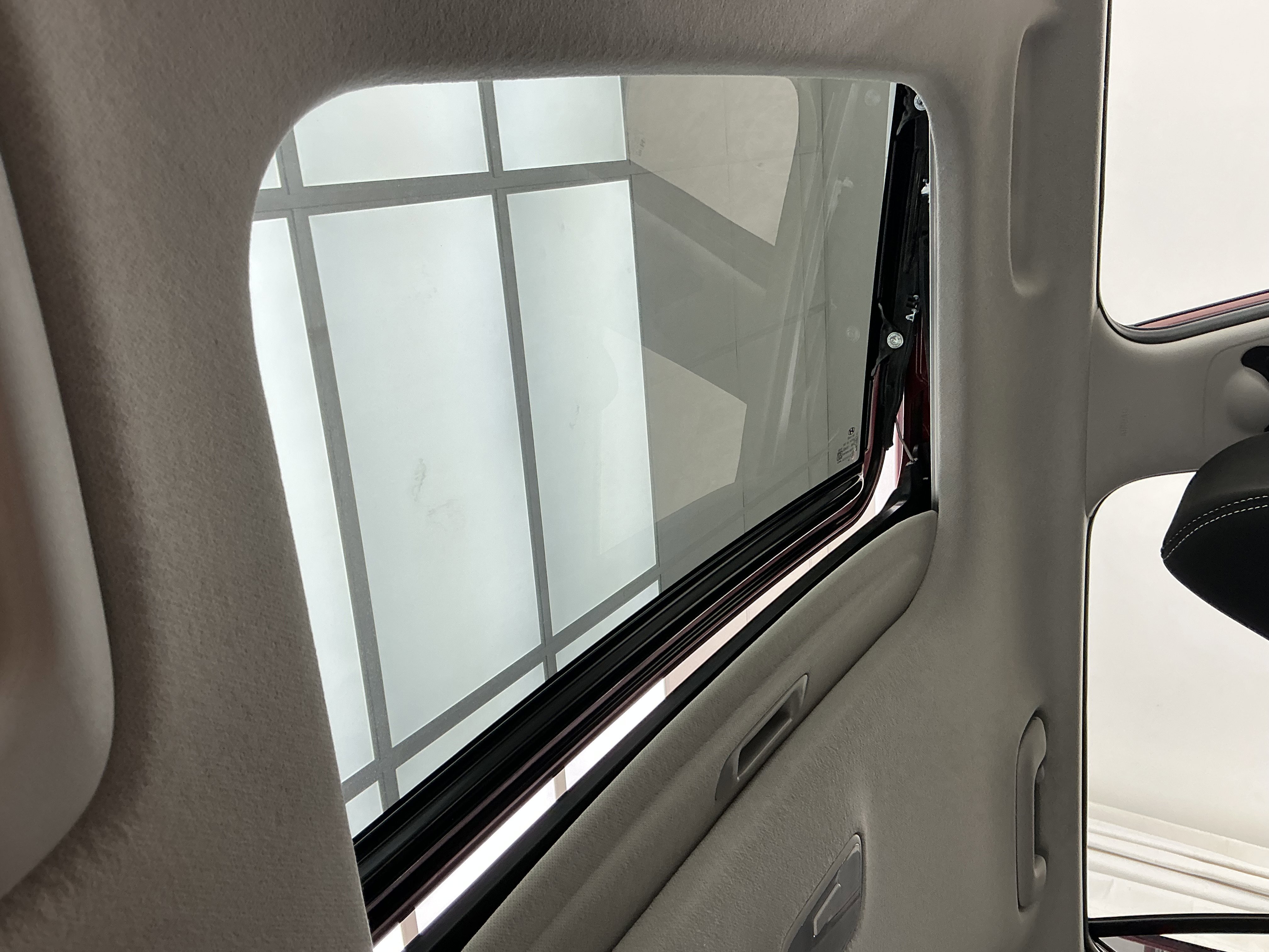 2025 Hyundai Venue SEL - Photo 25