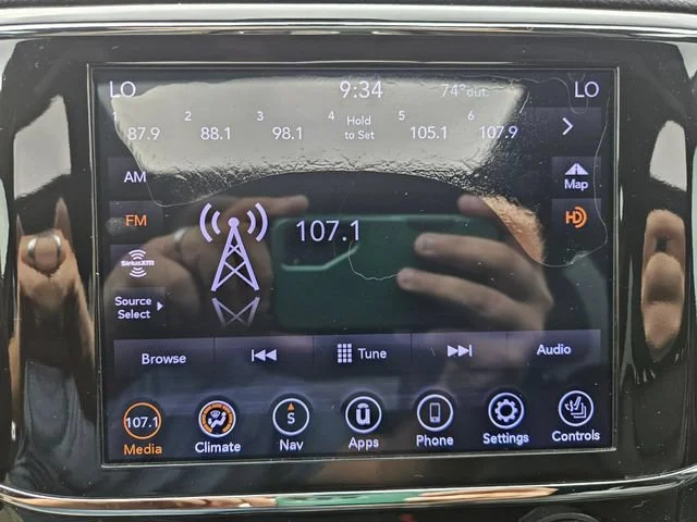 Used 2021 Black Jeep Limited image 19