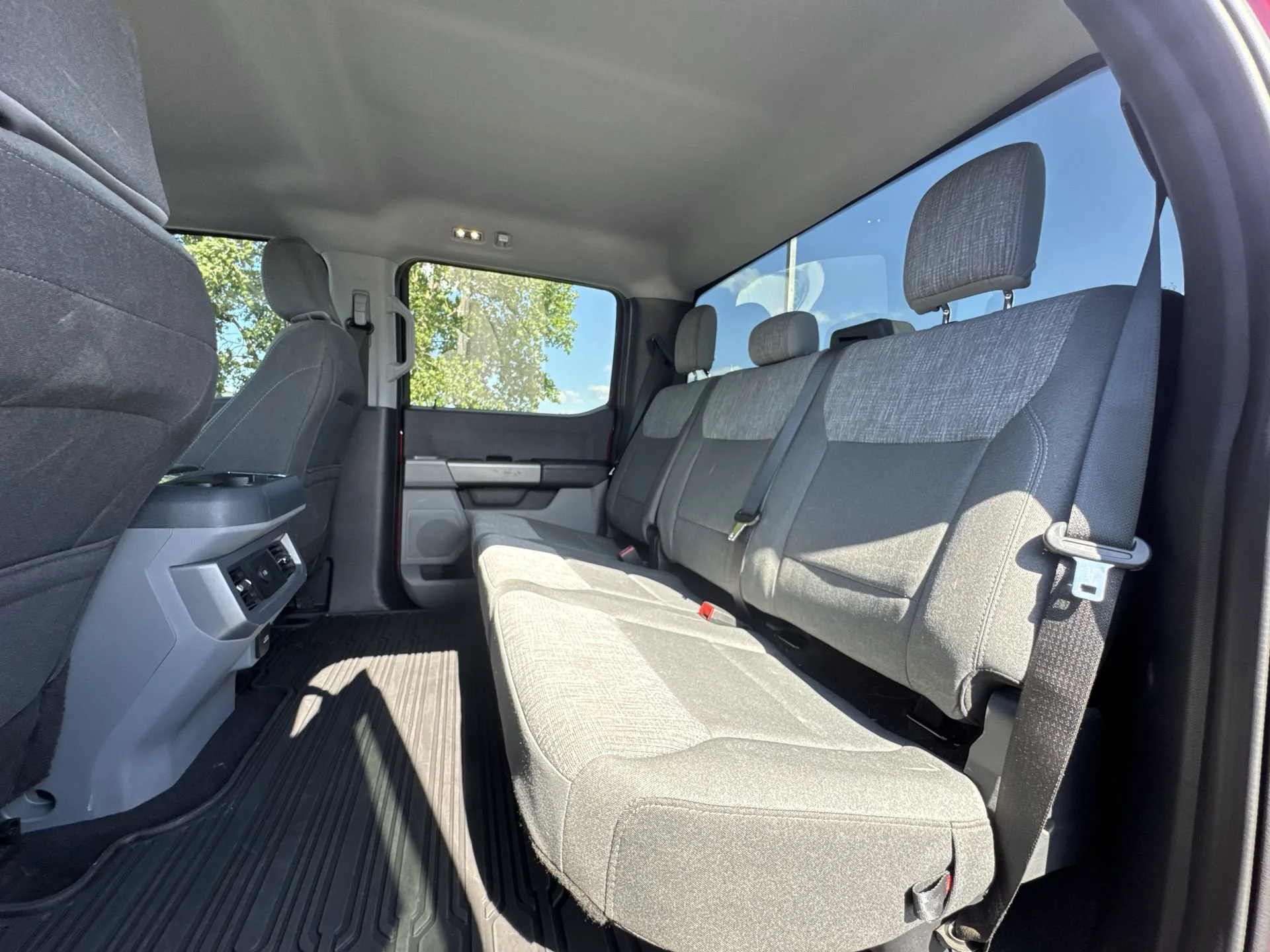 2025 Ford F-350 Super Duty XLT - Photo 22