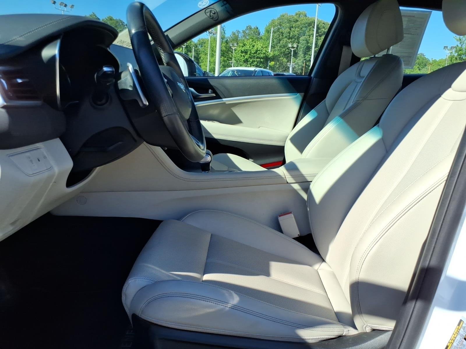 Used 2023 Alta White Genesis 2.0T image 10