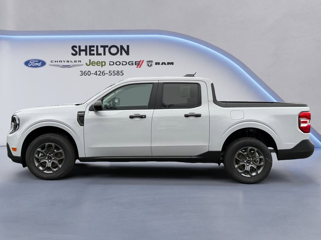 New 2025 White Ford XLT image 2