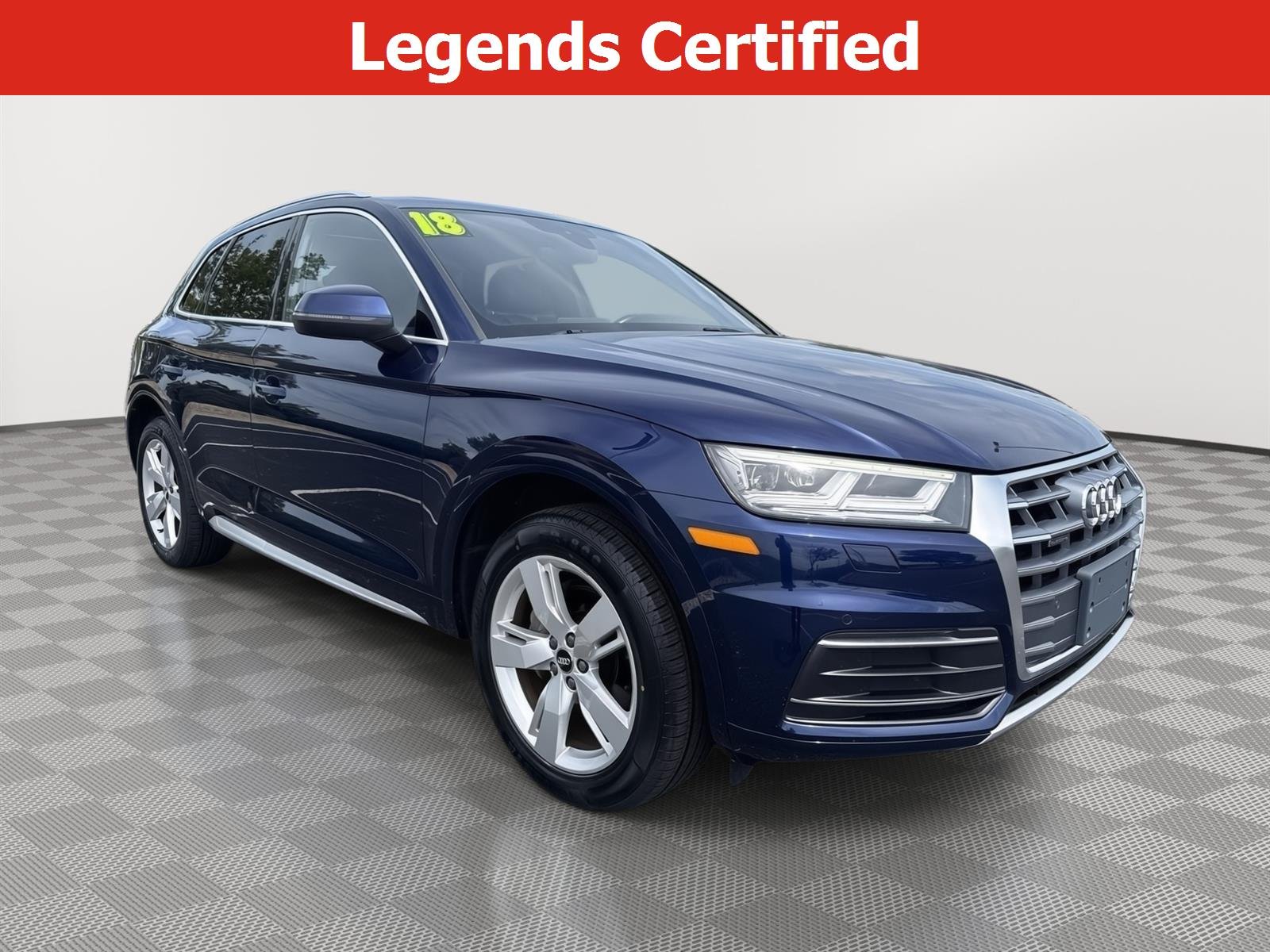 2018 Audi Q5 2.0T quattro S tronic Premium Plus's photo