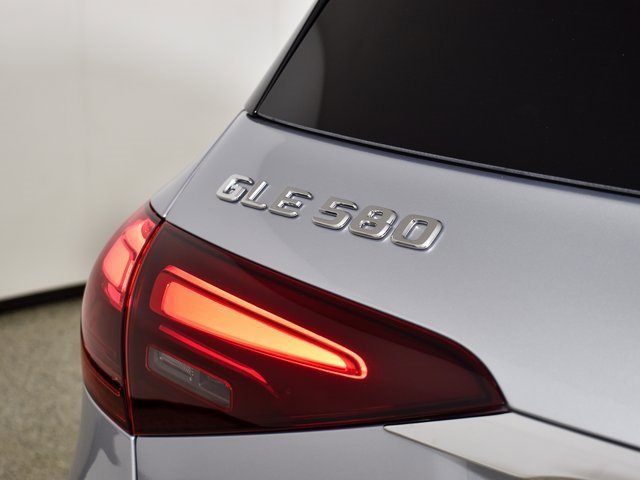 2026 Mercedes-Benz GLE GLE580 - Photo 49