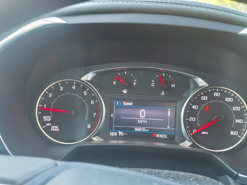 Certified Used 2022 SUMMIT WHITE Chevrolet LT image 28