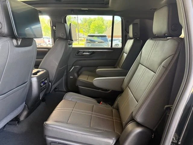 2026 Chevrolet Suburban High Country - Photo 15