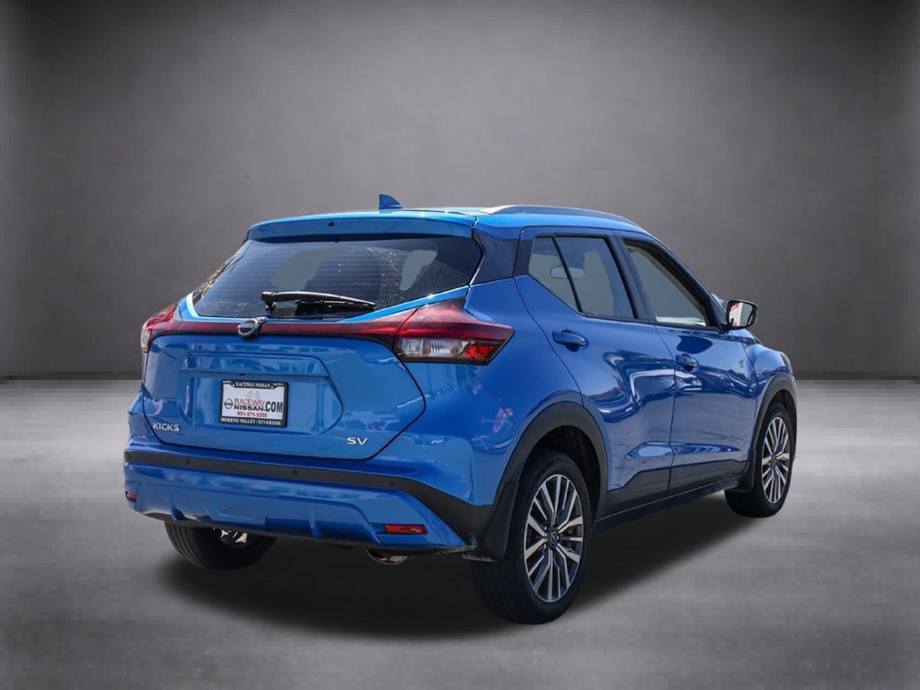 Used 2024 Blue Nissan SV image 3